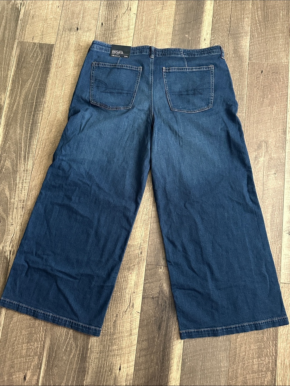 NWT American Eagle Blue Denim Ultra Wide Leg Jeans - Picture 3 of 4